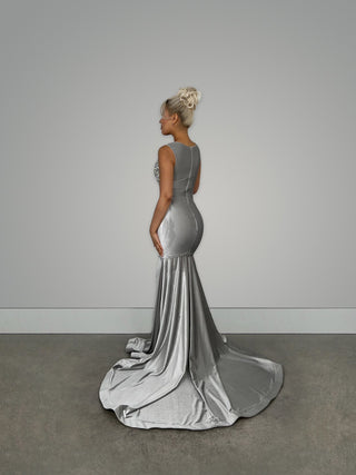 Vlora Gown