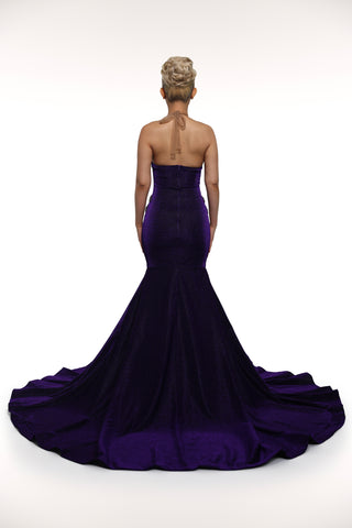 Akello 'Made to Order'